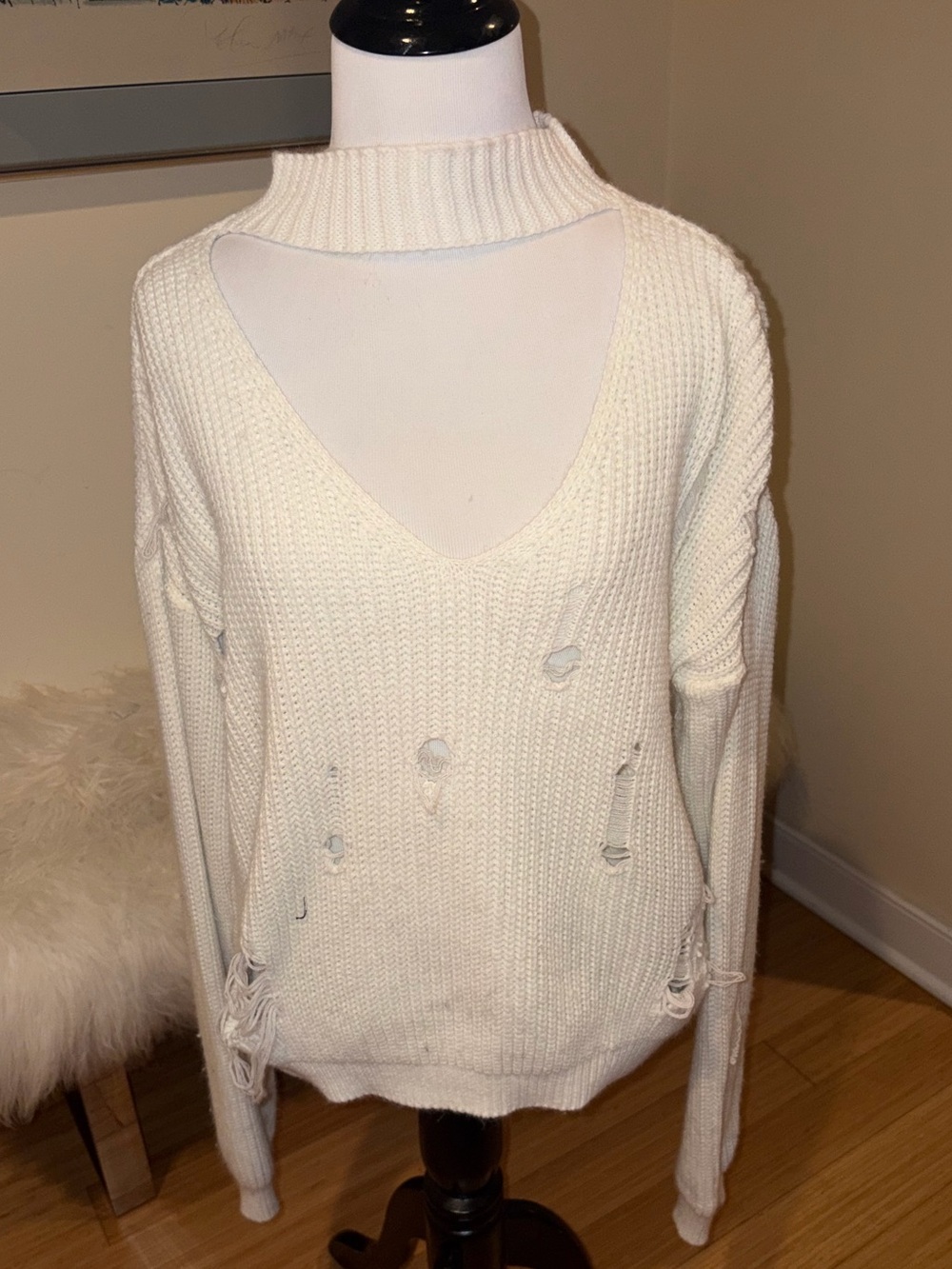 Missguided Distressed White V Neck Chunky Knit Sweater